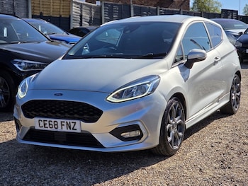 Used Ford Fiesta 2018 for sale - 78818944: Photo