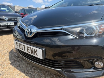 Used Toyota Auris 2017 for sale - 79300315: Photo