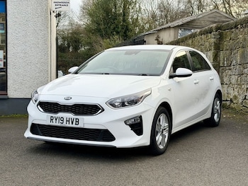 Used Kia Ceed 2019 for sale - 77667662: Photo