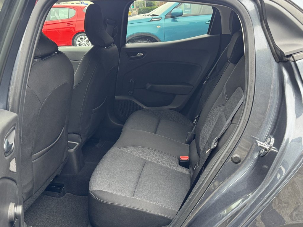 Used Renault Clio 2020 for sale - 76069199: Photo 20