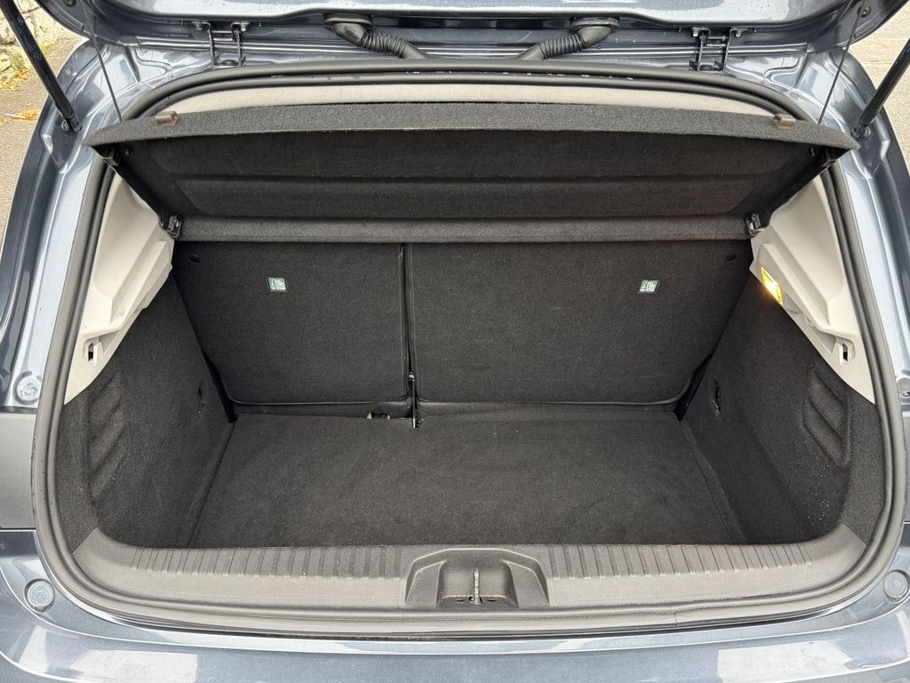 Used Renault Clio 2020 for sale - 76069199: Photo 8