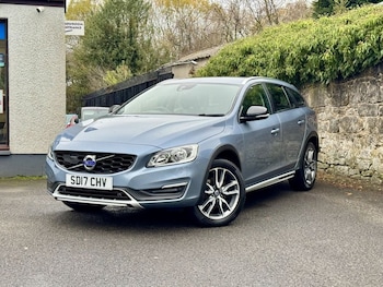 Used Volvo V60 Cross Country 2017 for sale - 76617774: Photo