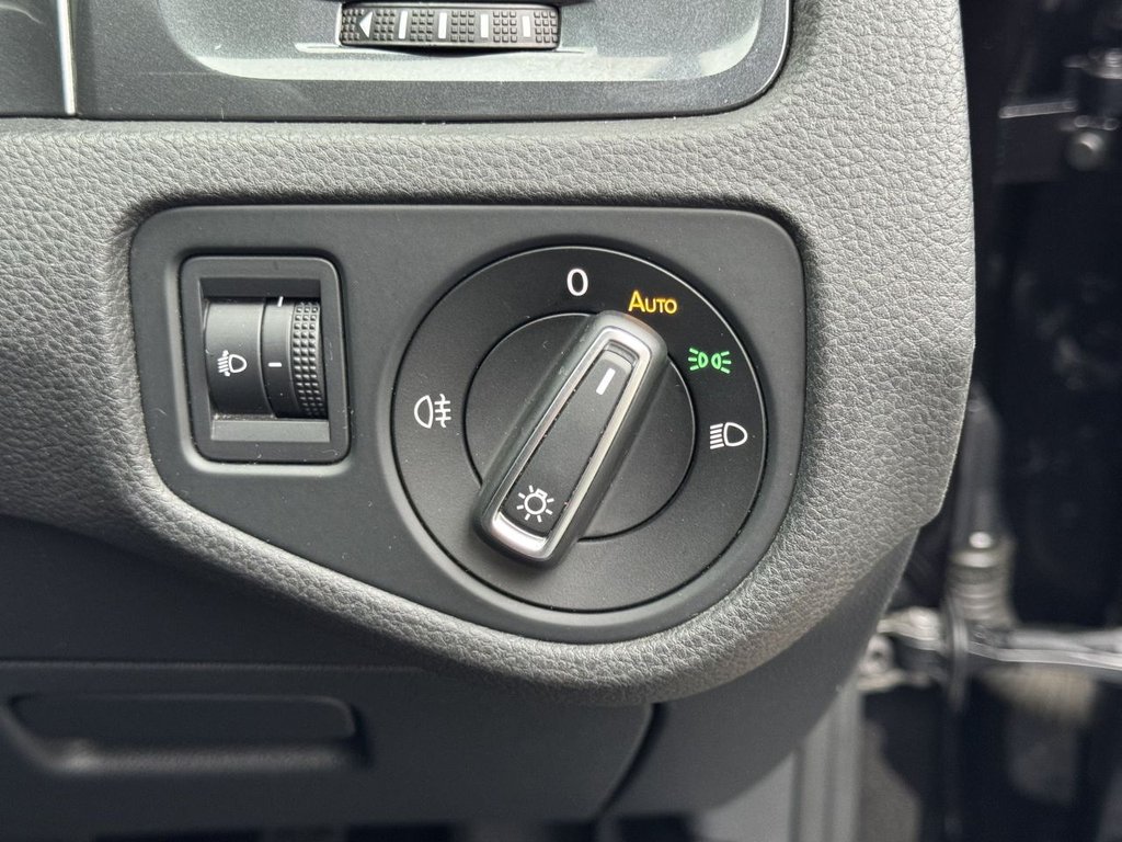 Used Volkswagen Golf 2018 for sale - 76617822: Photo 22