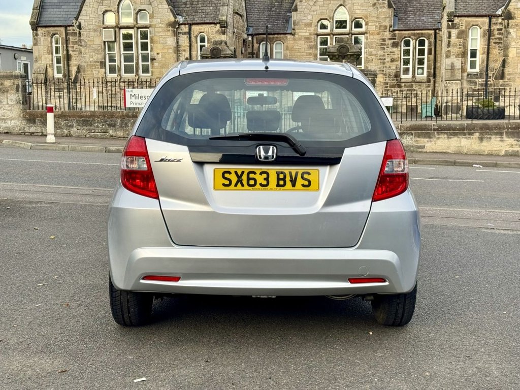 Used Honda Jazz 2014 for sale - 76345563: Photo 11