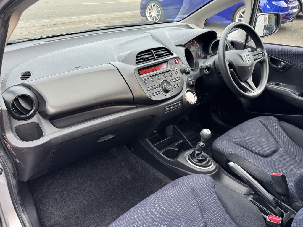 Used Honda Jazz 2014 for sale - 76345563: Photo 13