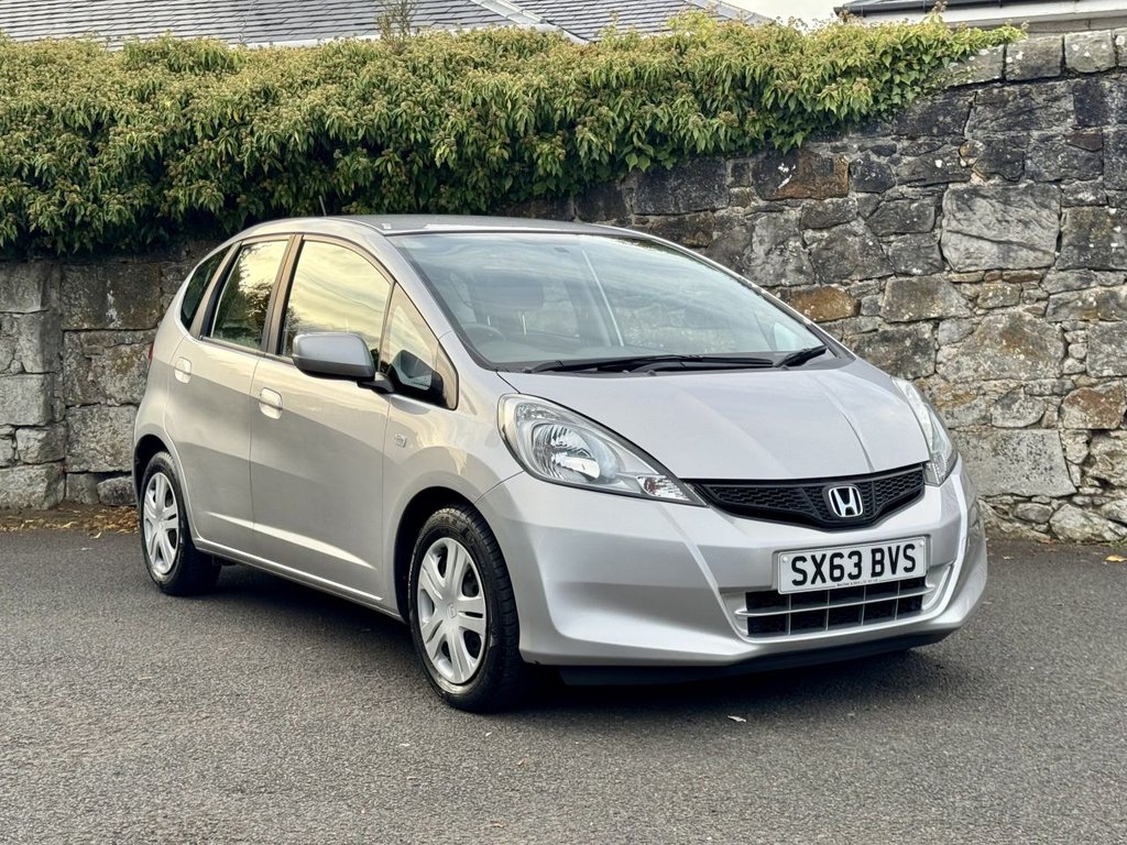 Used Honda Jazz 2014 for sale - 76345563: Photo 9