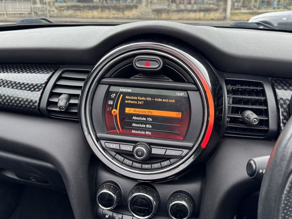 Used MINI Convertible 2019 for sale - 76883695: Photo 10