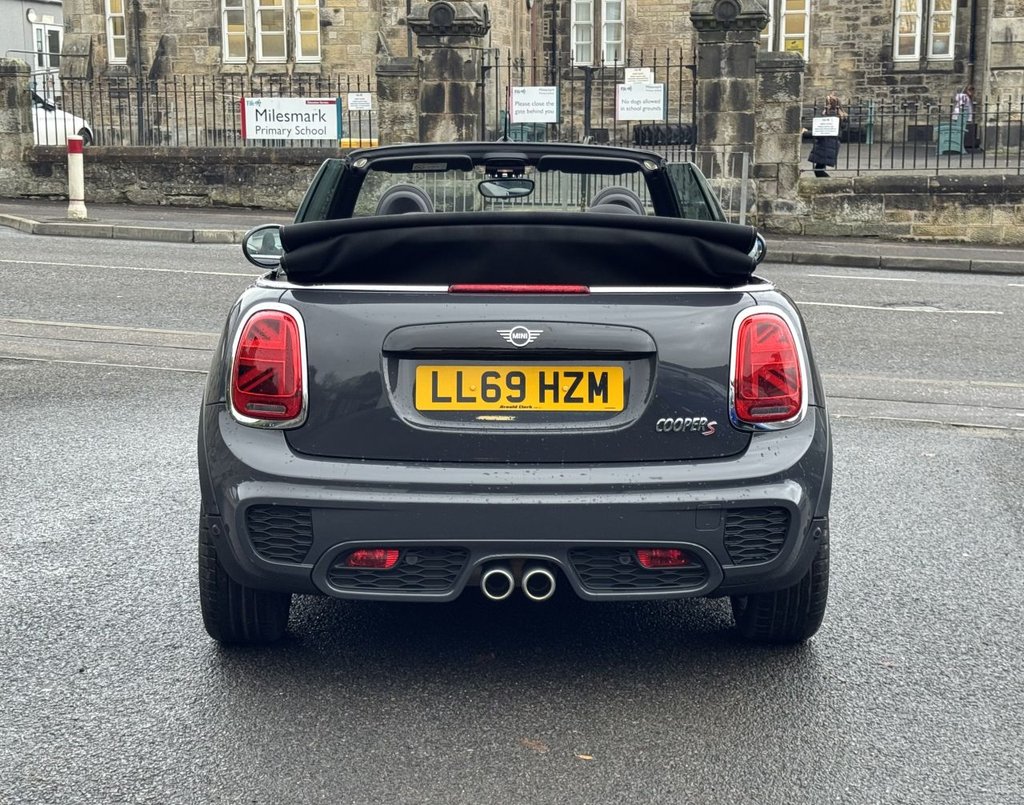 Used MINI Convertible 2019 for sale - 76883695: Photo 13