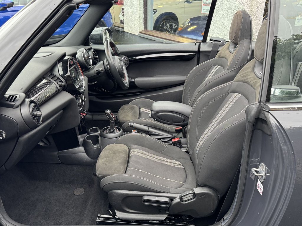 Used MINI Convertible 2019 for sale - 76883695: Photo 14