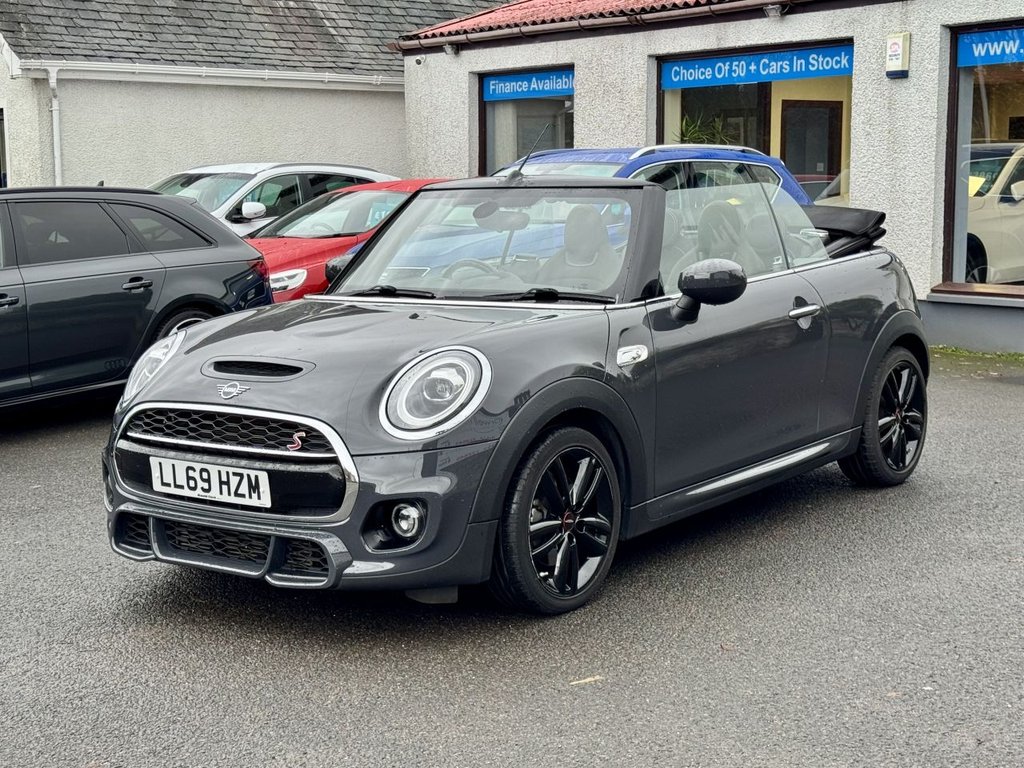 Used MINI Convertible 2019 for sale - 76883695: Photo 15