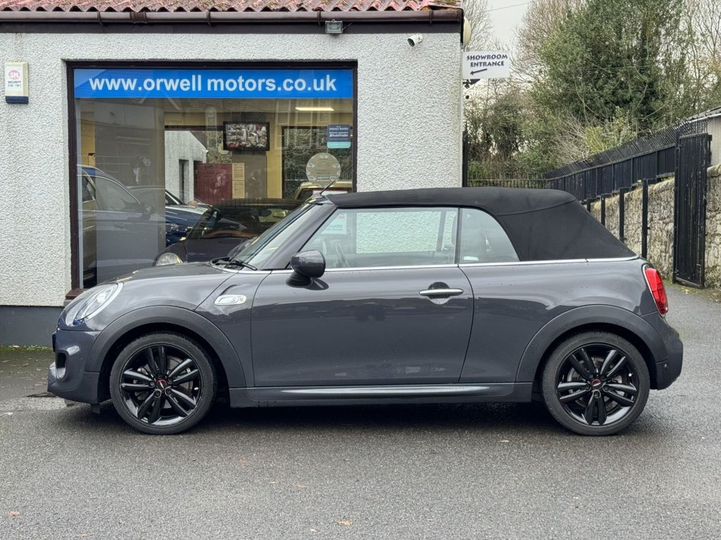 Used MINI Convertible 2019 for sale - 76883695: Photo 22
