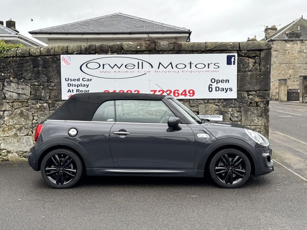 Used MINI Convertible 2019 for sale - 76883695: Photo 3
