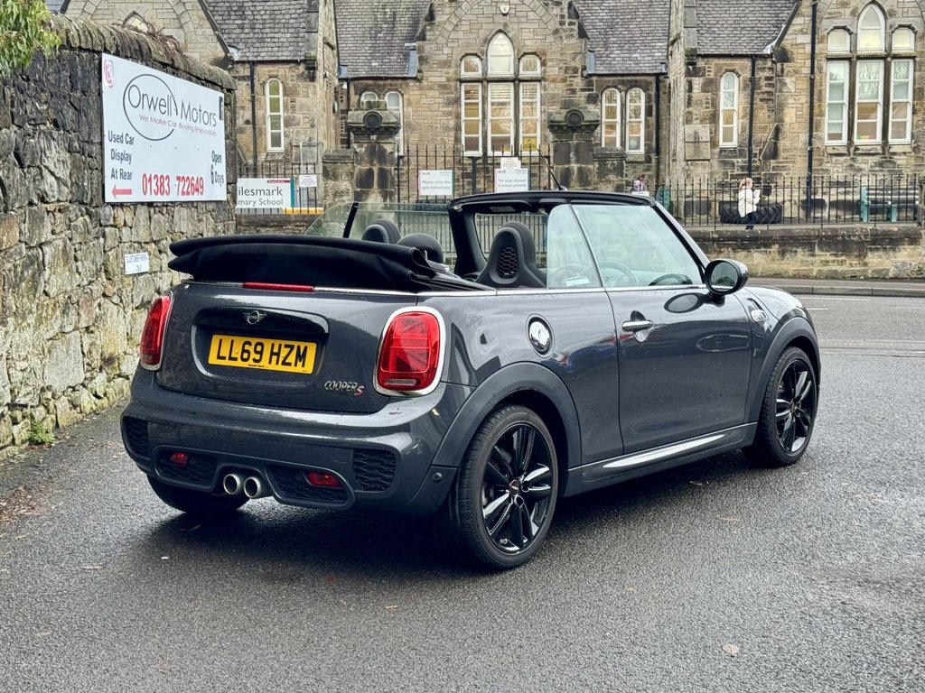Used MINI Convertible 2019 for sale - 76883695: Photo 5