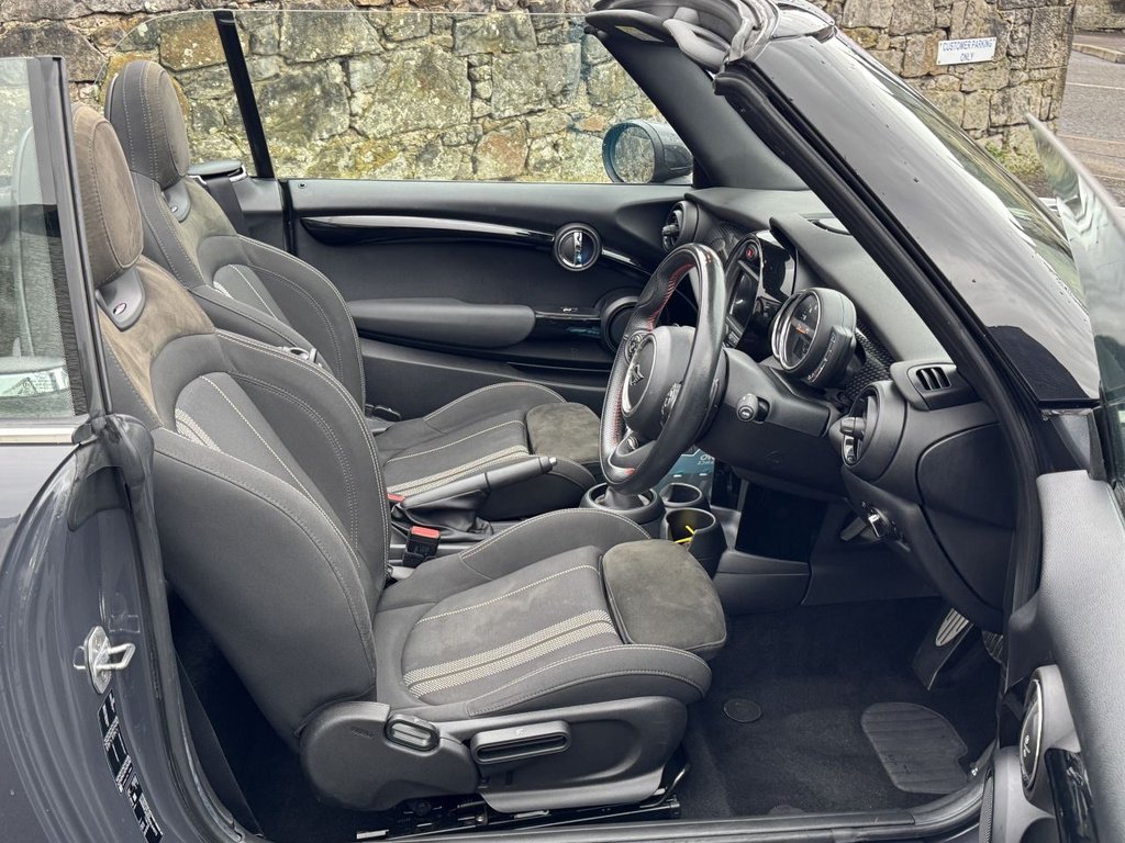 Used MINI Convertible 2019 for sale - 76883695: Photo 7