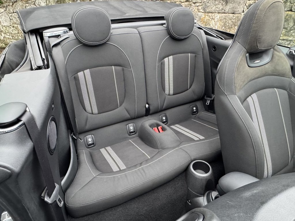 Used MINI Convertible 2019 for sale - 76883695: Photo 9