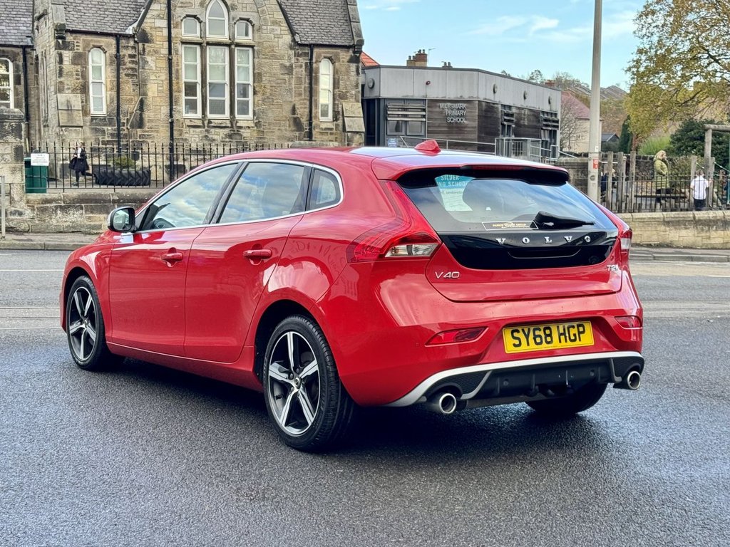 Used Volvo V40 2018 for sale - 76482342: Photo 11