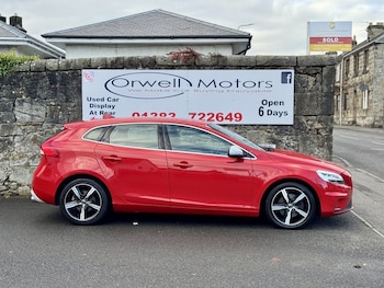 Used Volvo V40 2018 for sale - 76482342: Photo
