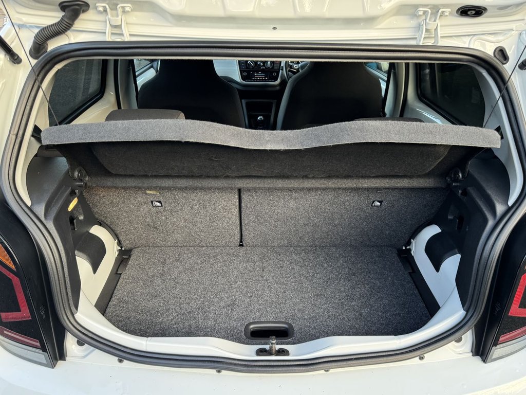Used Volkswagen up! 2018 for sale - 76345848: Photo 15