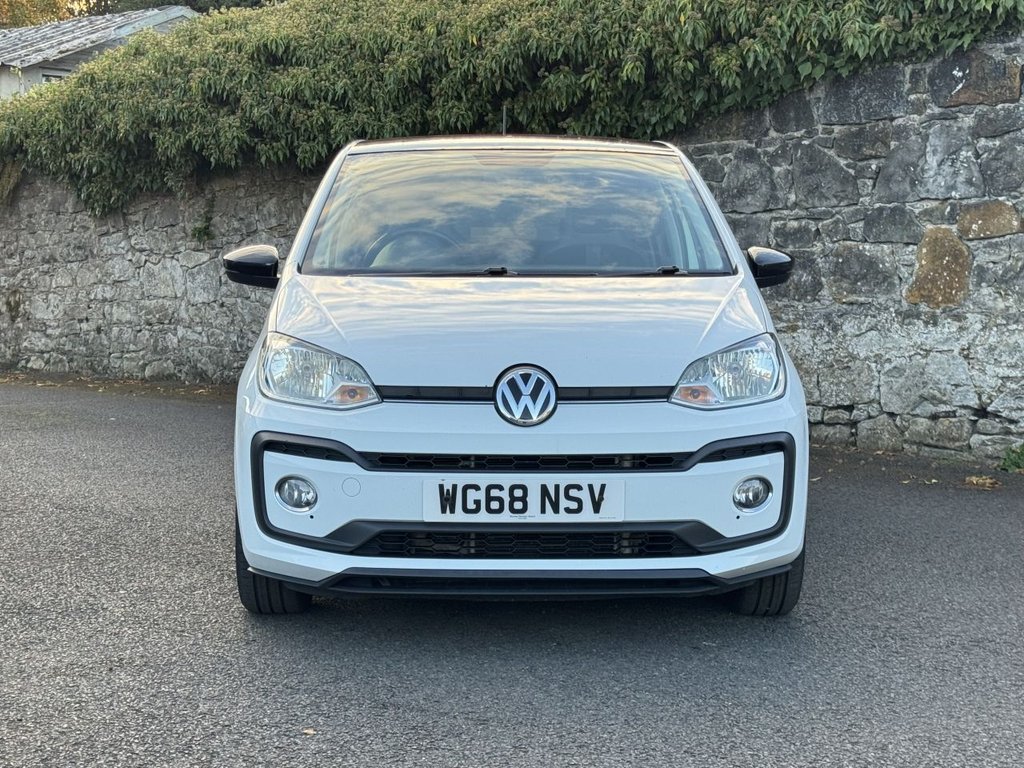Used Volkswagen up! 2018 for sale - 76345848: Photo 2