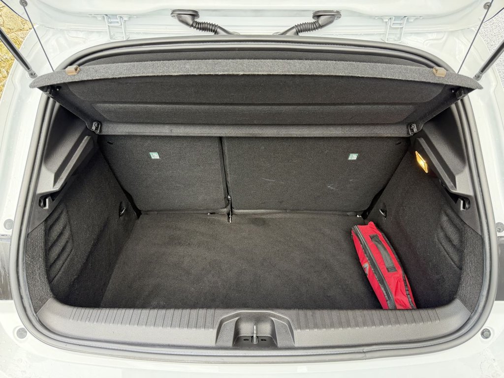 Used Renault Clio 2020 for sale - 77608877: Photo 21