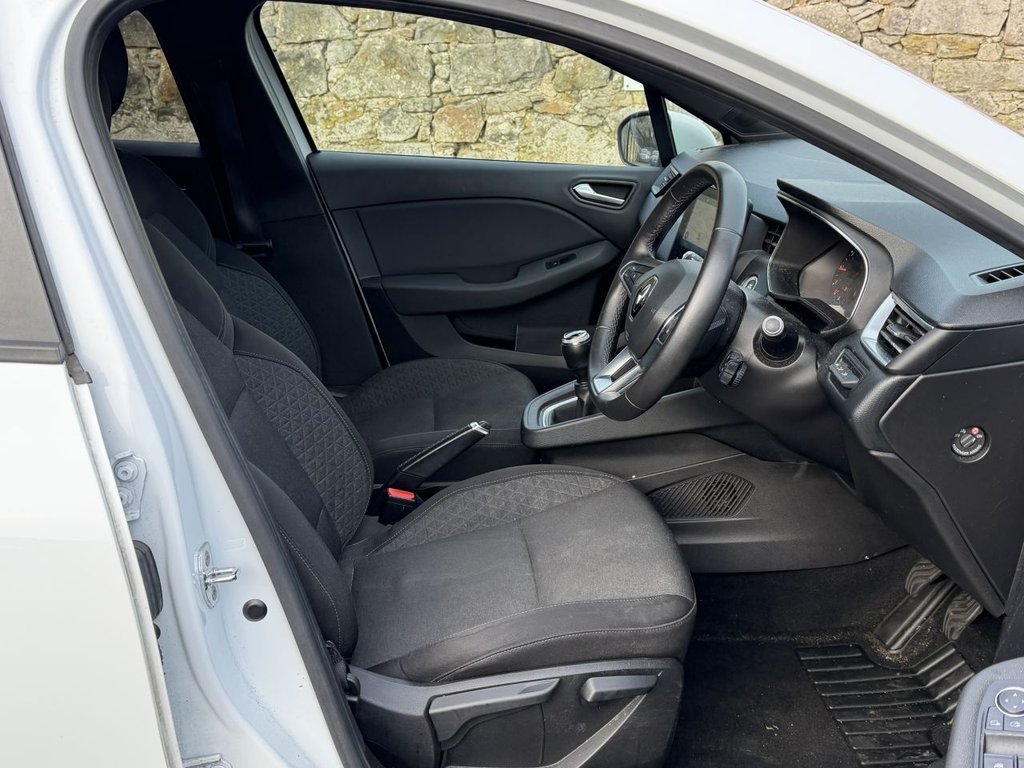 Used Renault Clio 2020 for sale - 77608877: Photo 5