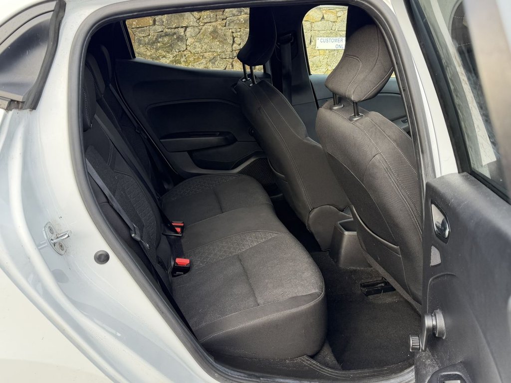 Used Renault Clio 2020 for sale - 77608877: Photo 6