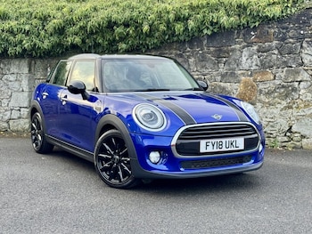 Used MINI Hatch 2018 for sale - 76841182: Photo