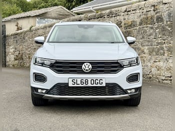 Used Volkswagen T-Roc 2018 for sale - 79574450: Photo
