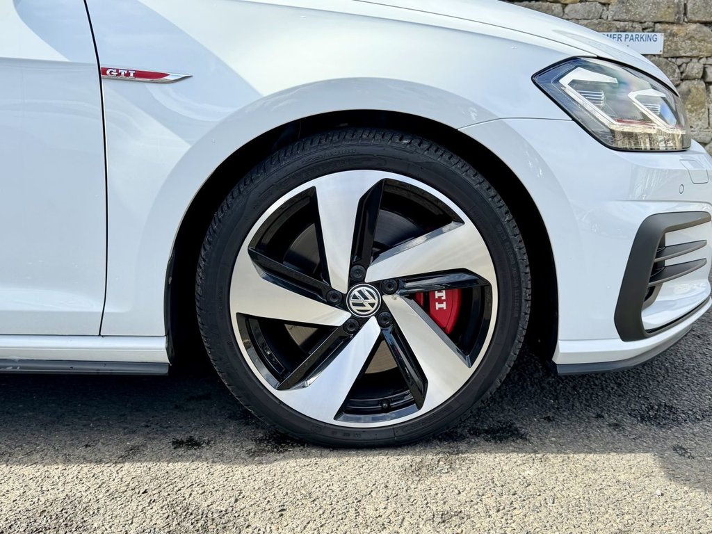 Used Volkswagen Golf 2019 for sale - 78069232: Photo 24