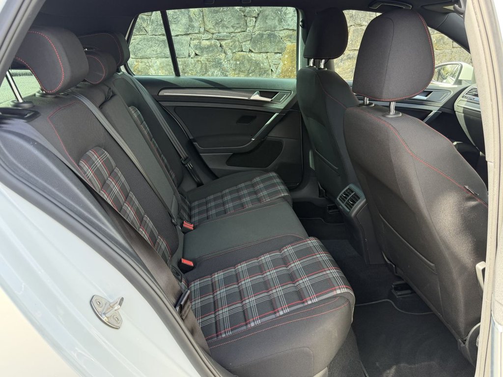 Used Volkswagen Golf 2019 for sale - 78069232: Photo 8