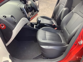 Used Renault Captur 2018 for sale - 75523524: Photo