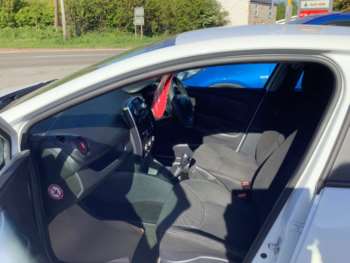 Used Renault Clio 2017 for sale - 74551413: Photo