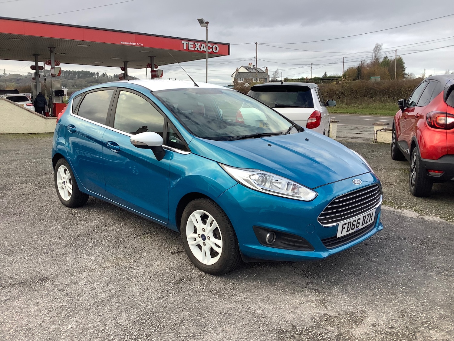 Used Ford Fiesta 2016 for sale - 76422127: Photo 1
