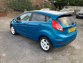 Used Ford Fiesta 2016 for sale - 76422127: Photo