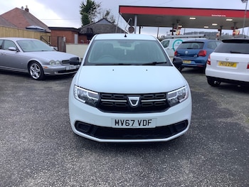 Used Dacia Sandero 2017 for sale - 76222085: Photo