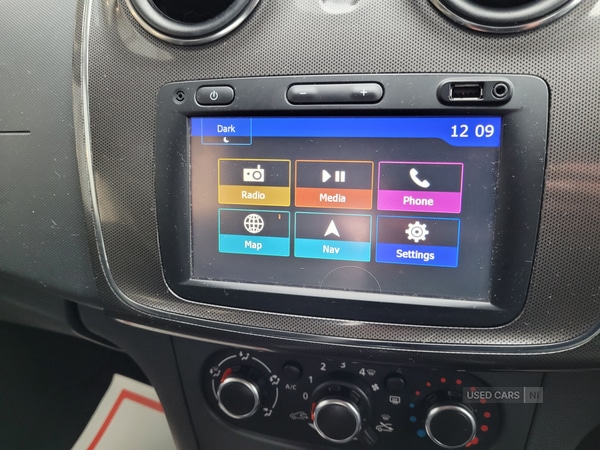 Used Dacia Sandero Stepway 2018 for sale - 76729807: Photo 16