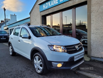 Used Dacia Sandero Stepway 2015 for sale - 77551132: Photo