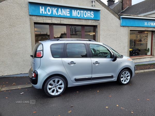 Used Citroen C3 Picasso 2016 for sale - 76586134: Photo 2