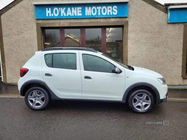 Used Dacia Sandero Stepway 2020 for sale - 76729803: Photo 1