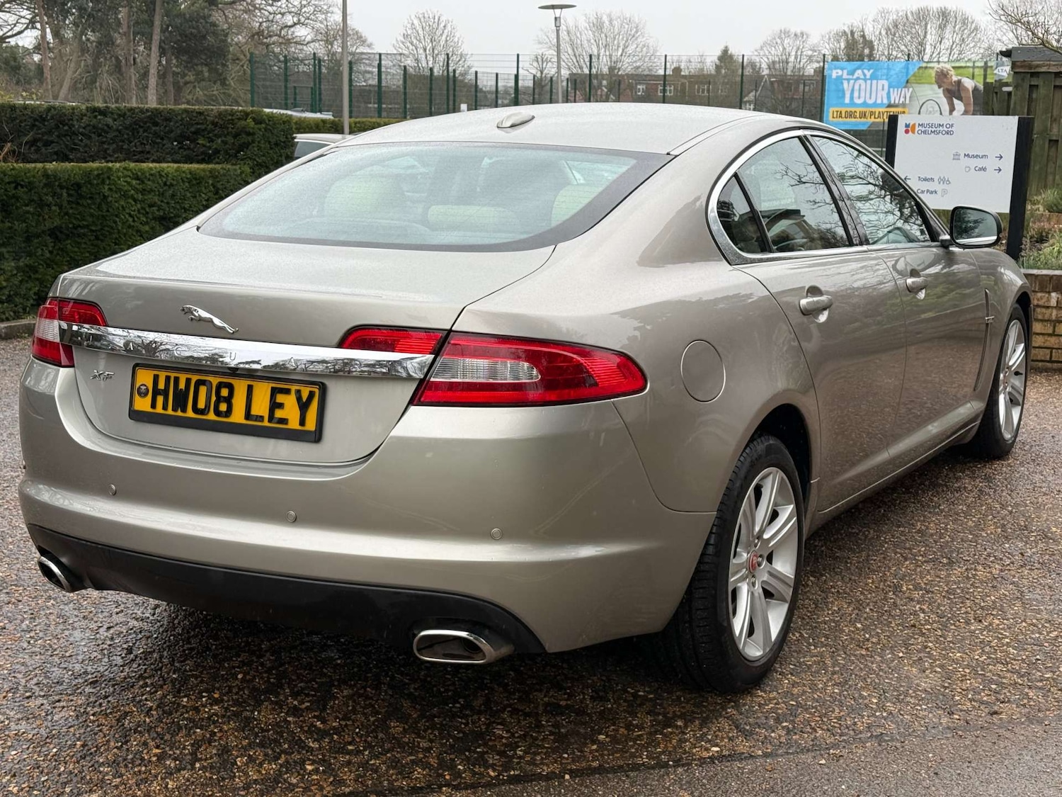 Used Jaguar XF 2010 for sale - 77621929: Photo 2