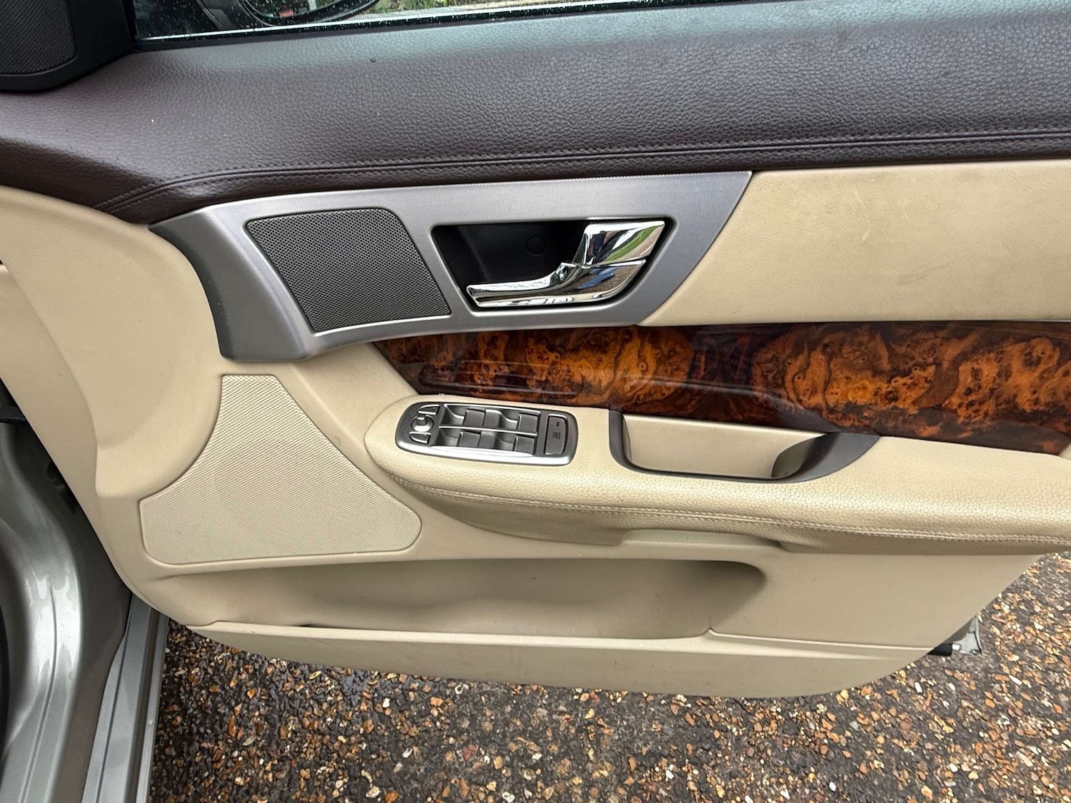 Used Jaguar XF 2010 for sale - 77621929: Photo 24