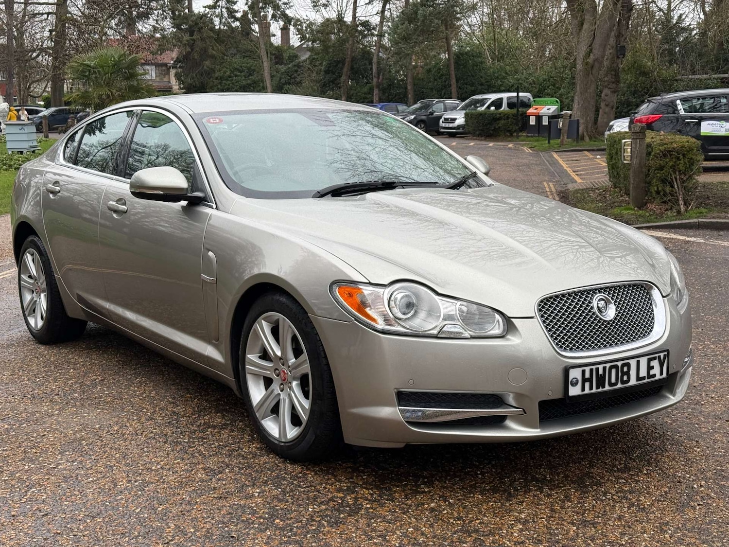 Used Jaguar XF 2010 for sale - 77621929: Photo 6