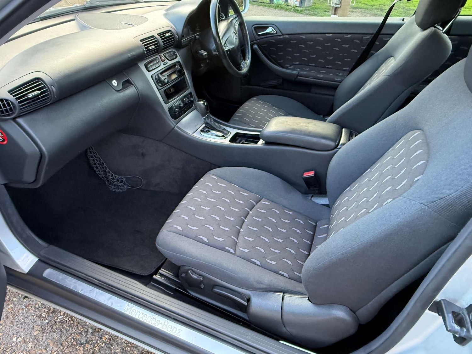 Used Mercedes-Benz C Class 2003 for sale - 77661921: Photo 10