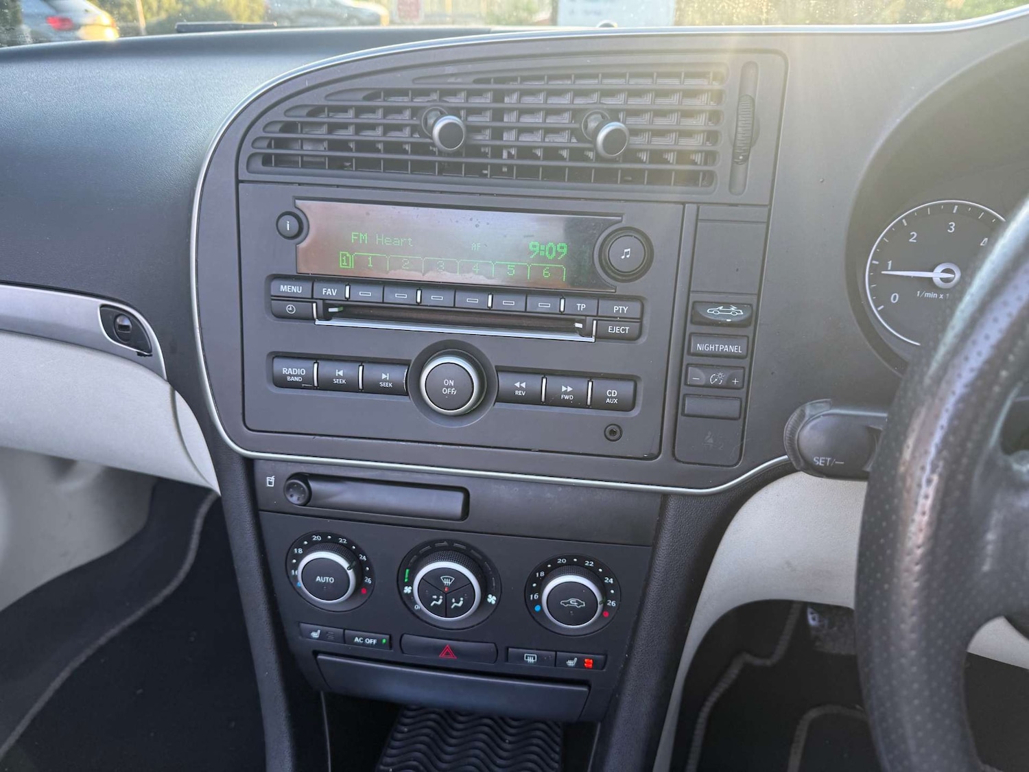 Used Saab 9-3 2008 for sale - 77059569: Photo 12