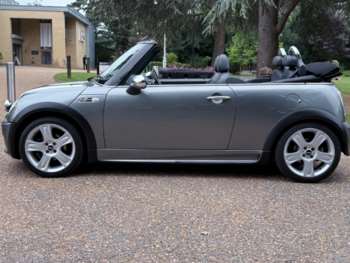 Used MINI Convertible 2006 for sale - 75363288: Photo