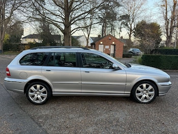 2004 - 2.5 V6 SE 5dr Auto