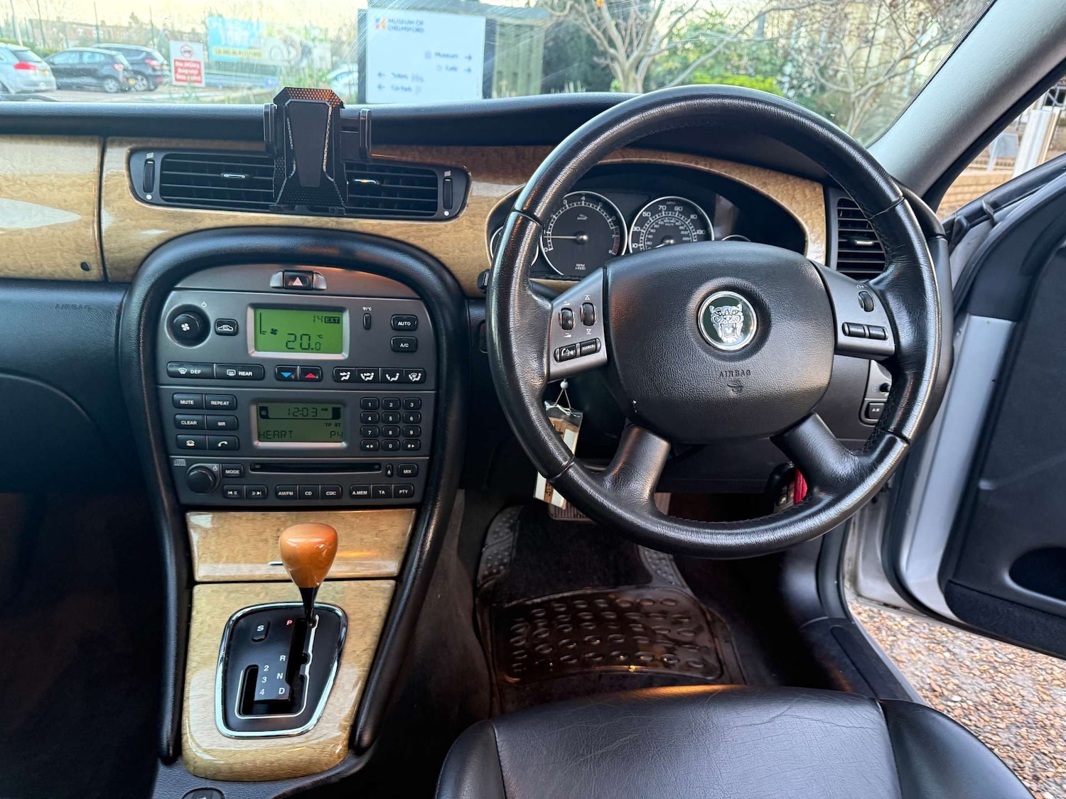 Used Jaguar X-Type 2004 for sale - 76907713: Photo 24