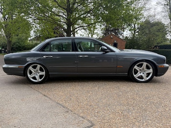 Used Jaguar XJ 2003 for sale - 78315880: Photo