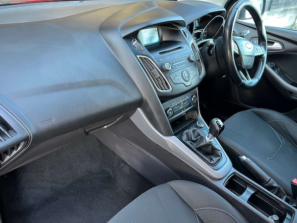 Used Ford Focus 2015 for sale - 76331018: Photo 14