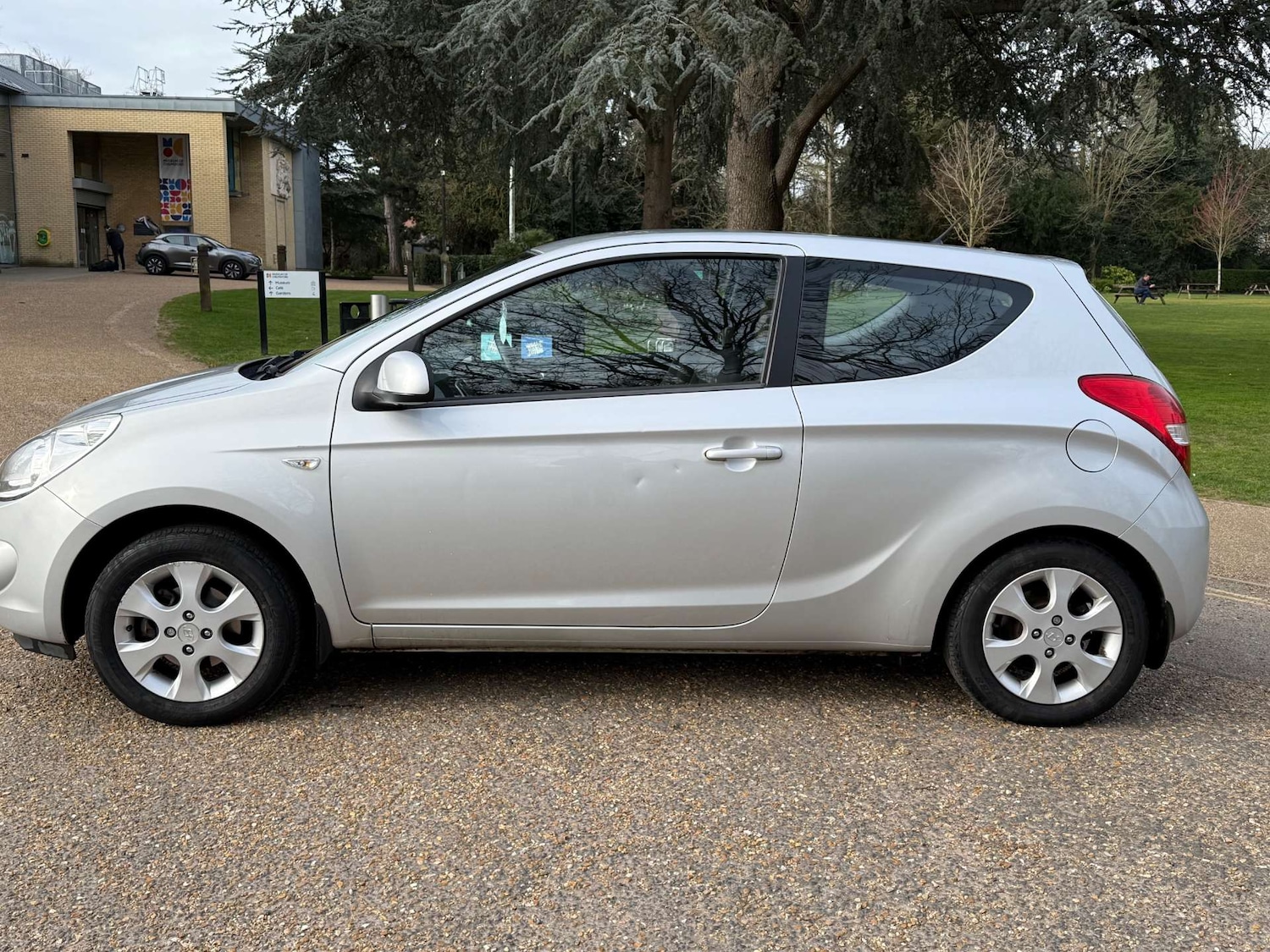 Used Hyundai i20 2010 for sale - 78088764: Photo 2